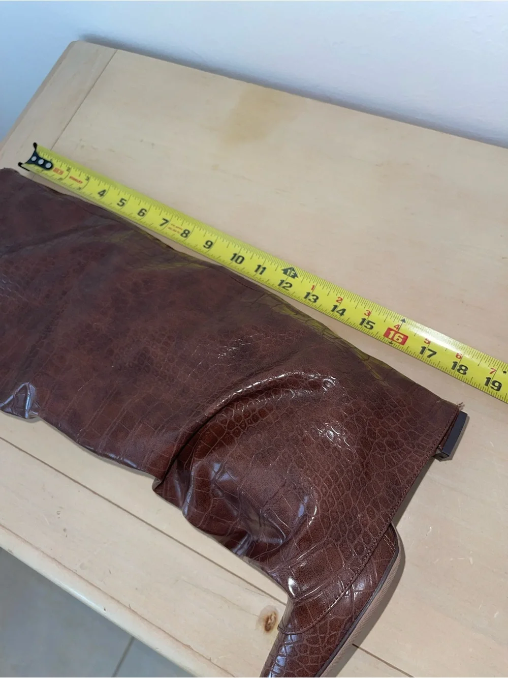 Women's Brown Croc-Embossed Pointed-Toe fold over Knee Boots size 7 fall